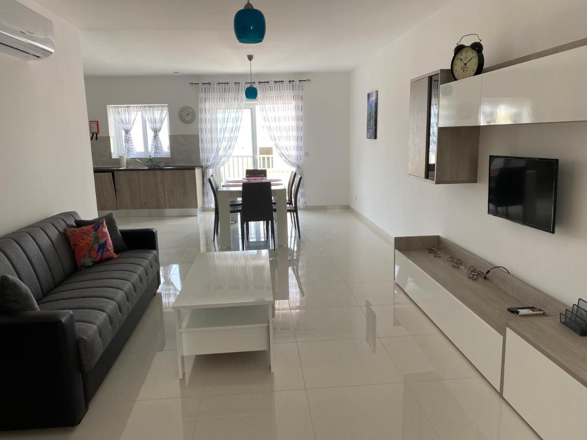 Sunshine Apartments Mellieha - Modern Three Bedroom Apartment - Apt No 2 エクステリア 写真